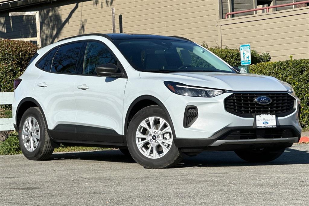 new 2025 Ford Escape car, priced at $28,685