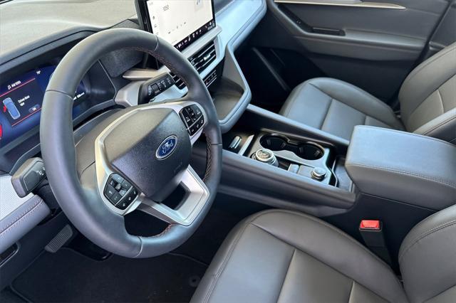 new 2025 Ford Explorer car, priced at $49,900