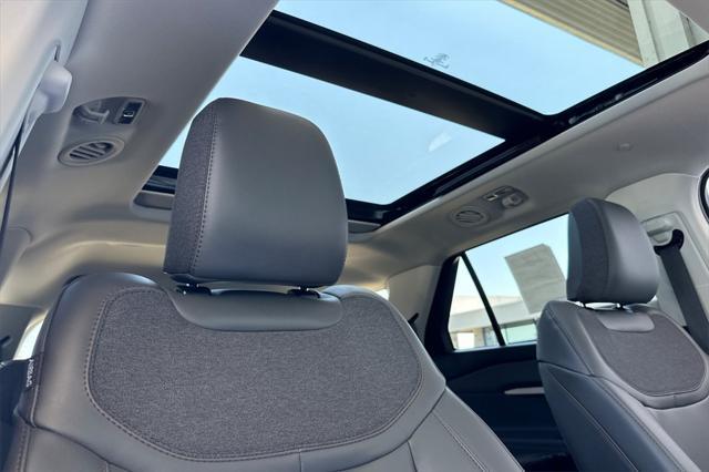 new 2025 Ford Explorer car, priced at $49,900