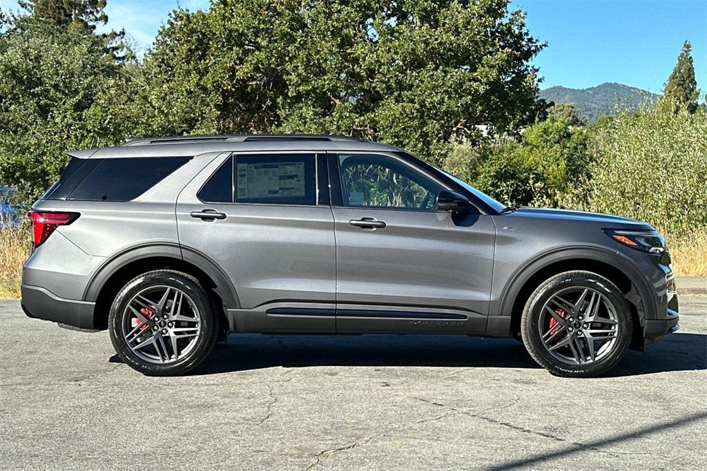 new 2025 Ford Explorer car, priced at $48,720