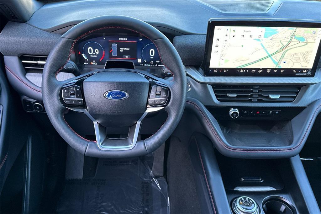 new 2025 Ford Explorer car, priced at $48,720