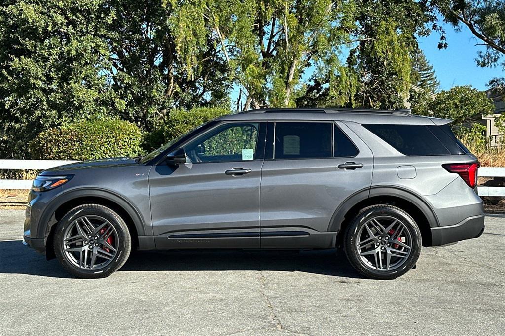 new 2025 Ford Explorer car, priced at $48,720