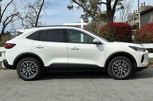 new 2025 Ford Escape car, priced at $37,890