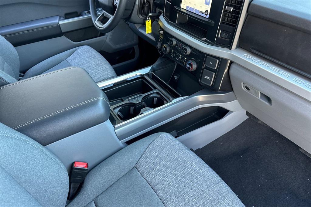 new 2025 Ford F-250 car, priced at $59,408