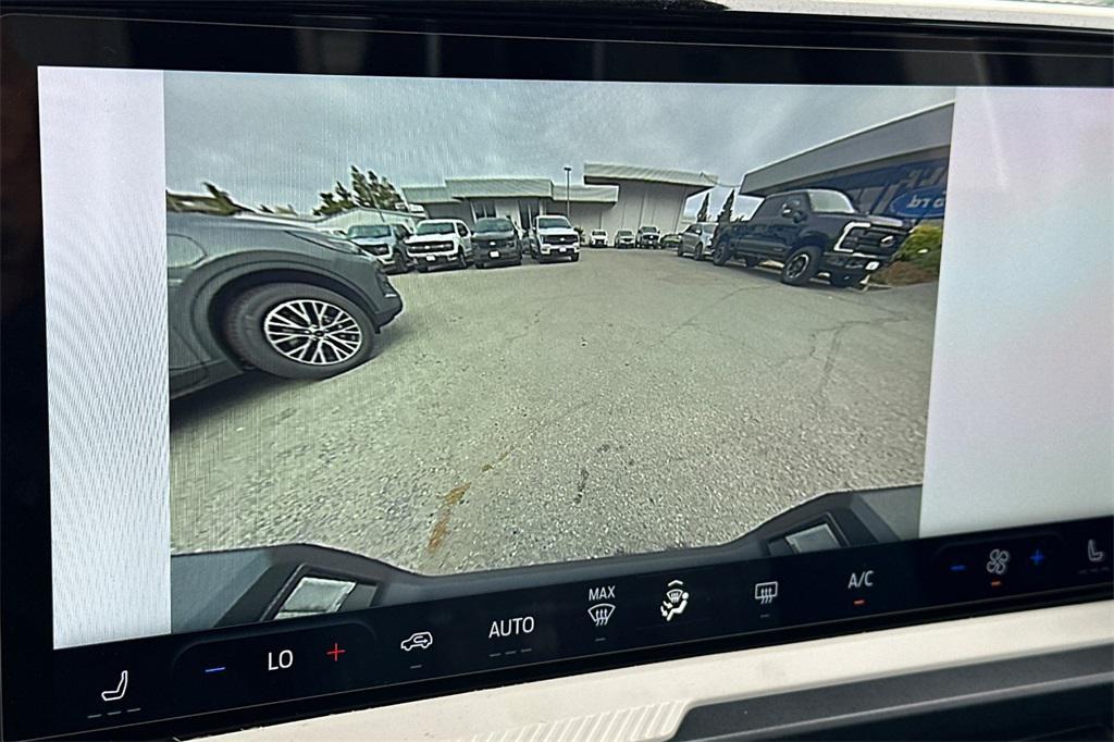 new 2025 Ford Bronco Sport car, priced at $39,370