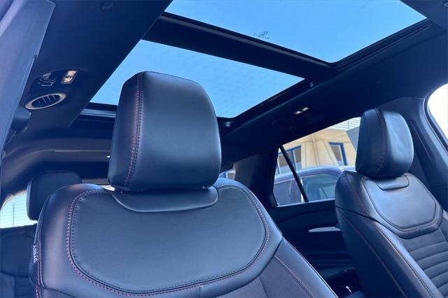 new 2025 Ford Explorer car, priced at $53,435