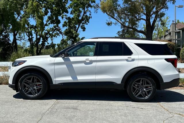 new 2025 Ford Explorer car, priced at $53,435