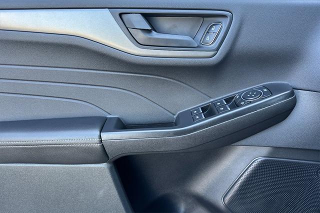 new 2025 Ford Escape car, priced at $30,990