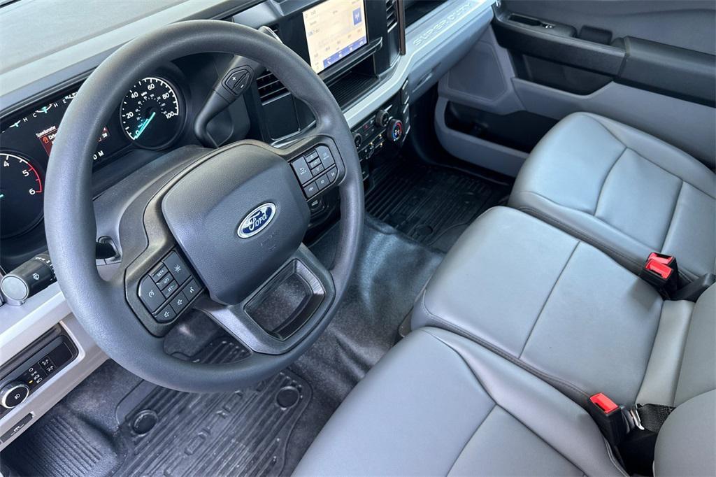 new 2025 Ford F-350 car, priced at $54,870