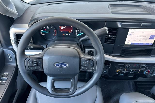new 2025 Ford F-350 car, priced at $54,870