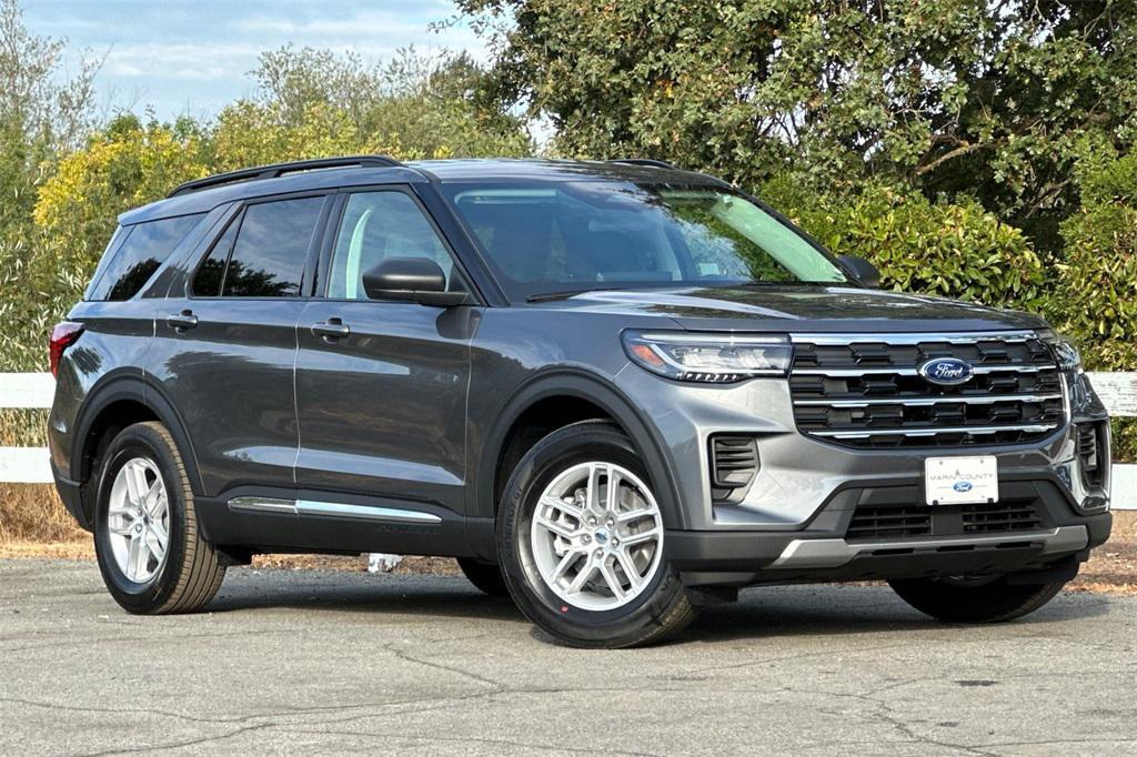 new 2025 Ford Explorer car, priced at $40,645