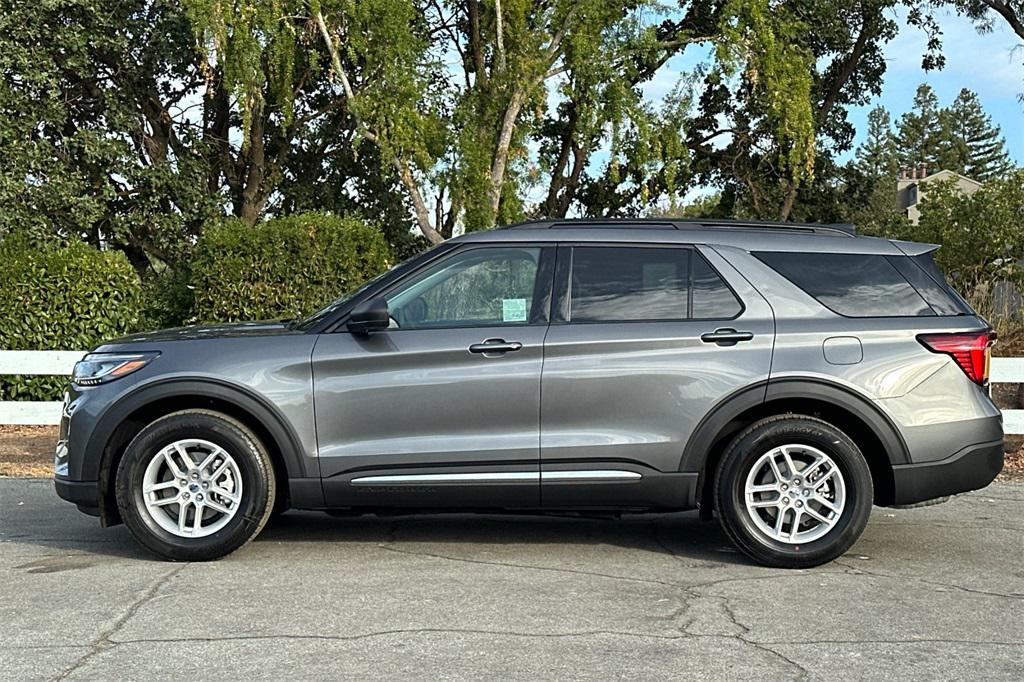 new 2025 Ford Explorer car, priced at $40,645