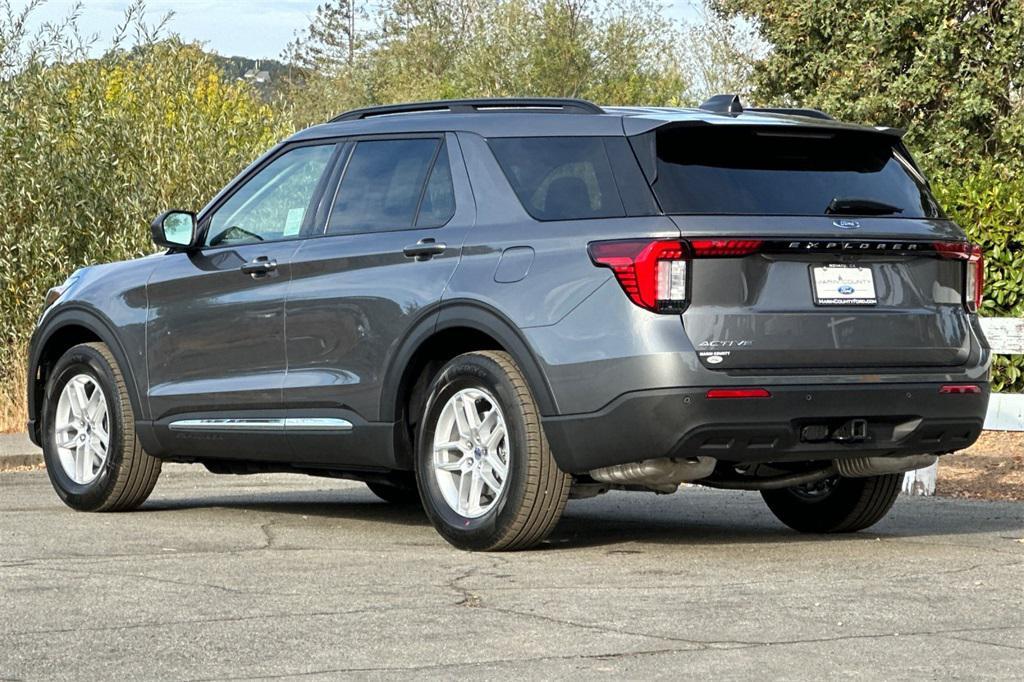 new 2025 Ford Explorer car, priced at $40,645
