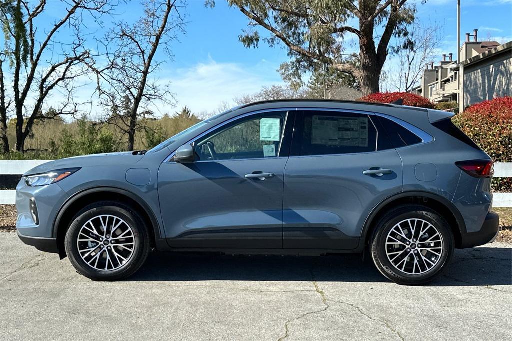 new 2025 Ford Escape PHEV car, priced at $34,395