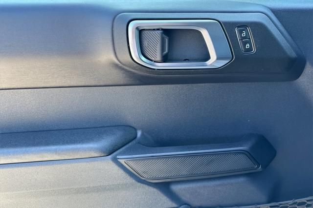 new 2025 Ford Bronco car, priced at $45,455