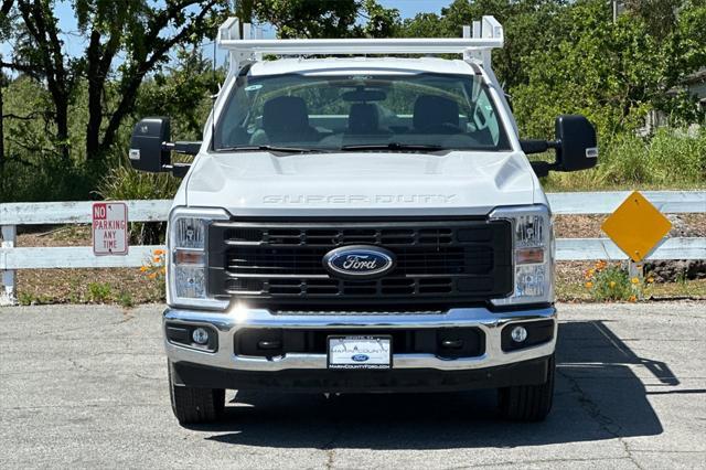 new 2025 Ford F-250 car, priced at $47,615