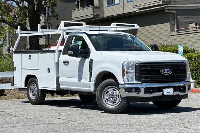 new 2025 Ford F-250 car, priced at $47,615