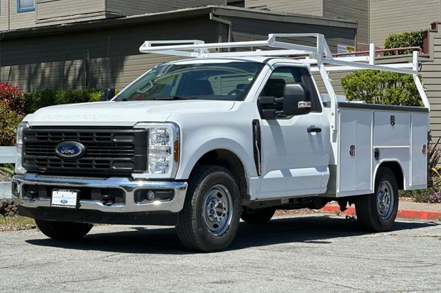 new 2025 Ford F-250 car, priced at $47,615
