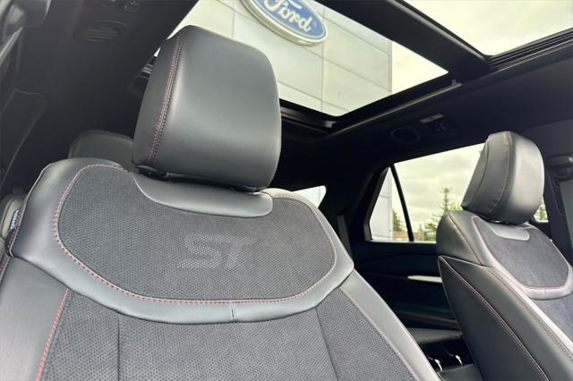 new 2025 Ford Explorer car, priced at $61,345