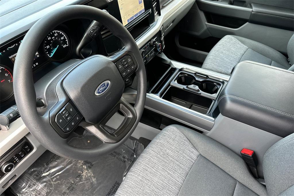 new 2025 Ford F-250 car, priced at $62,470