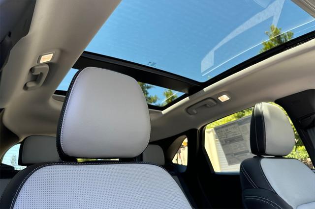 new 2025 Ford Escape PHEV car, priced at $43,010