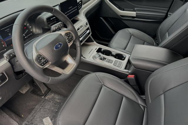 new 2024 Ford Explorer car, priced at $43,685