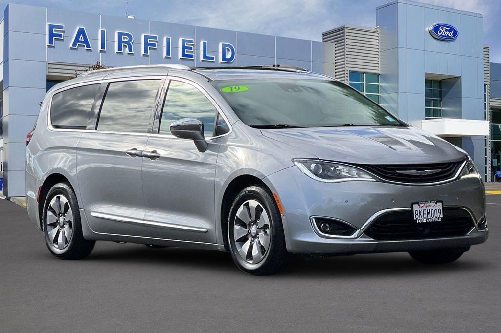 used 2019 Chrysler Pacifica Hybrid car, priced at $22,591