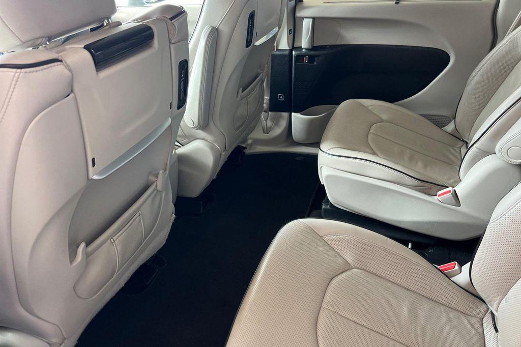 used 2019 Chrysler Pacifica Hybrid car, priced at $22,591