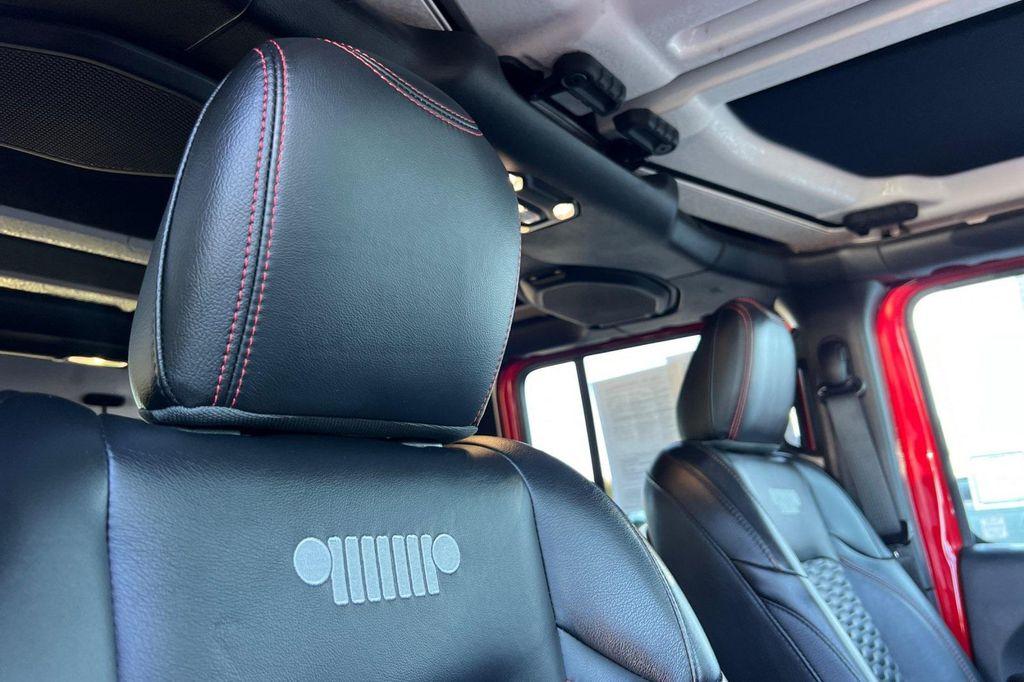 used 2021 Jeep Wrangler Unlimited car, priced at $40,991