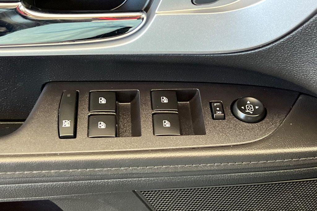 used 2016 Chevrolet Equinox car, priced at $12,991