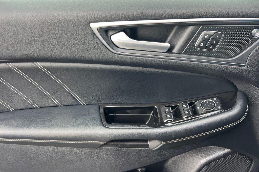 used 2020 Ford Edge car, priced at $19,591