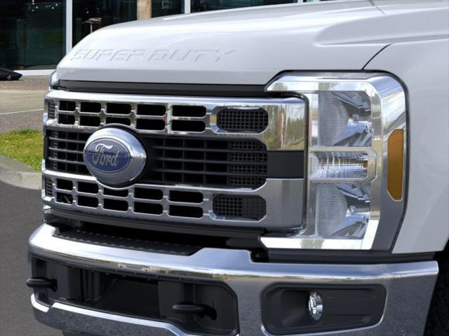 new 2025 Ford F-350 car, priced at $63,918
