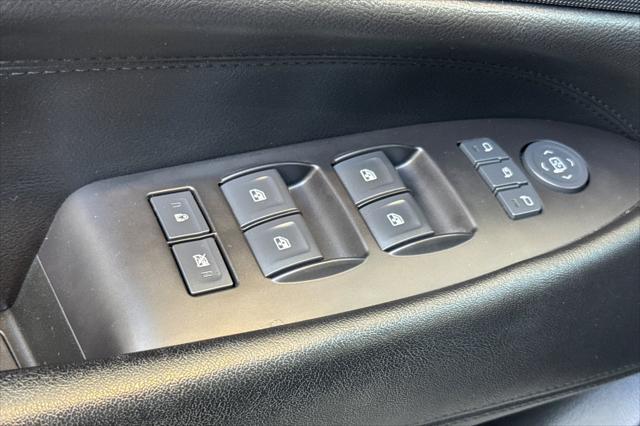 used 2015 Cadillac Escalade car, priced at $25,792