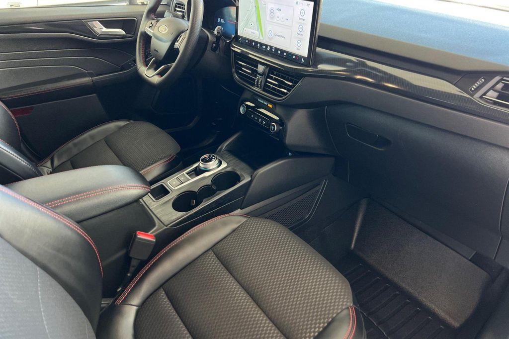 used 2023 Ford Escape car, priced at $26,294