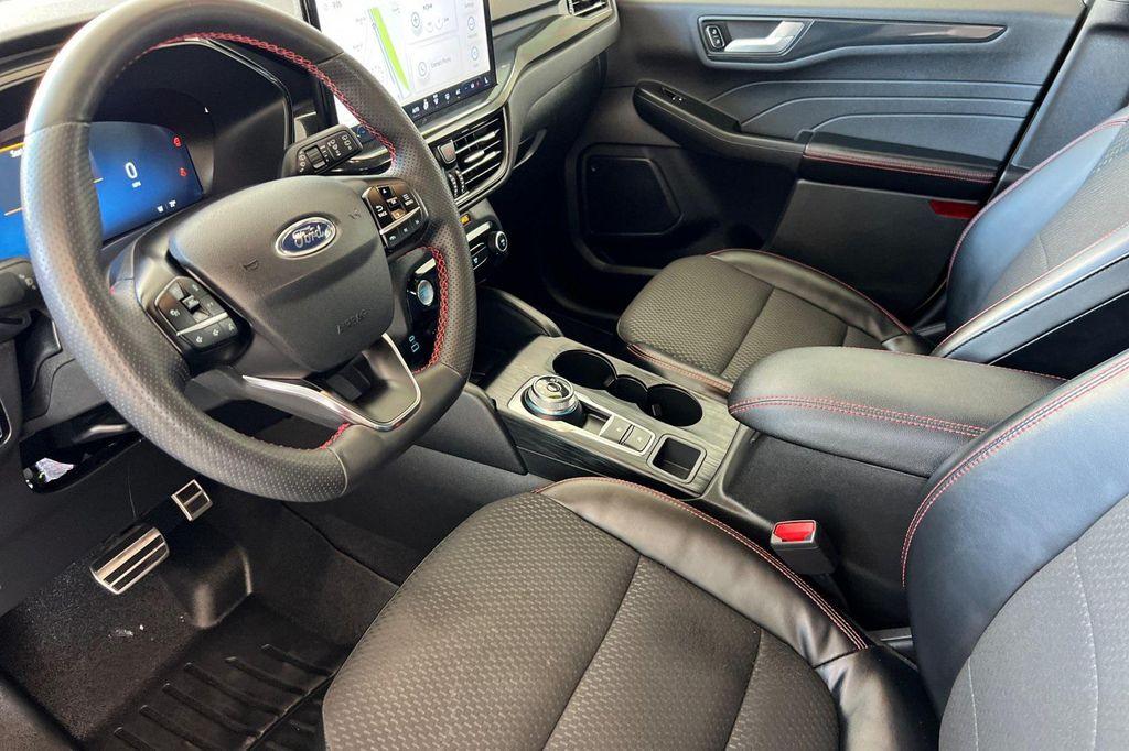 used 2023 Ford Escape car, priced at $26,294