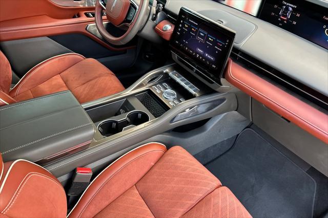 used 2024 Lincoln Nautilus car, priced at $57,991