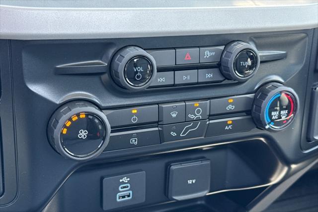 new 2025 Ford F-250 car, priced at $59,490