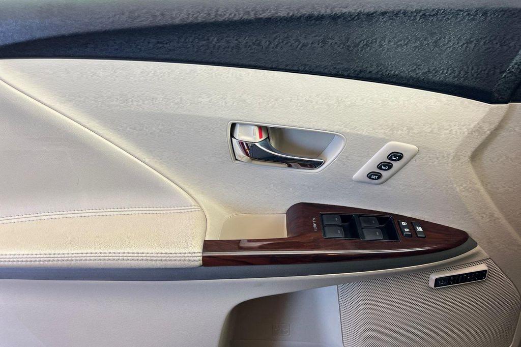 used 2015 Toyota Venza car, priced at $17,792