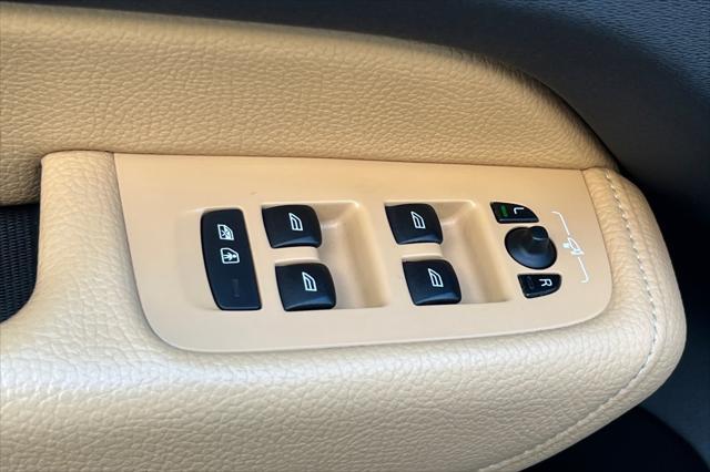 used 2018 Volvo XC60 car, priced at $20,591