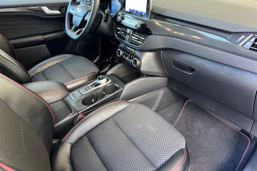 used 2023 Ford Escape car, priced at $25,991
