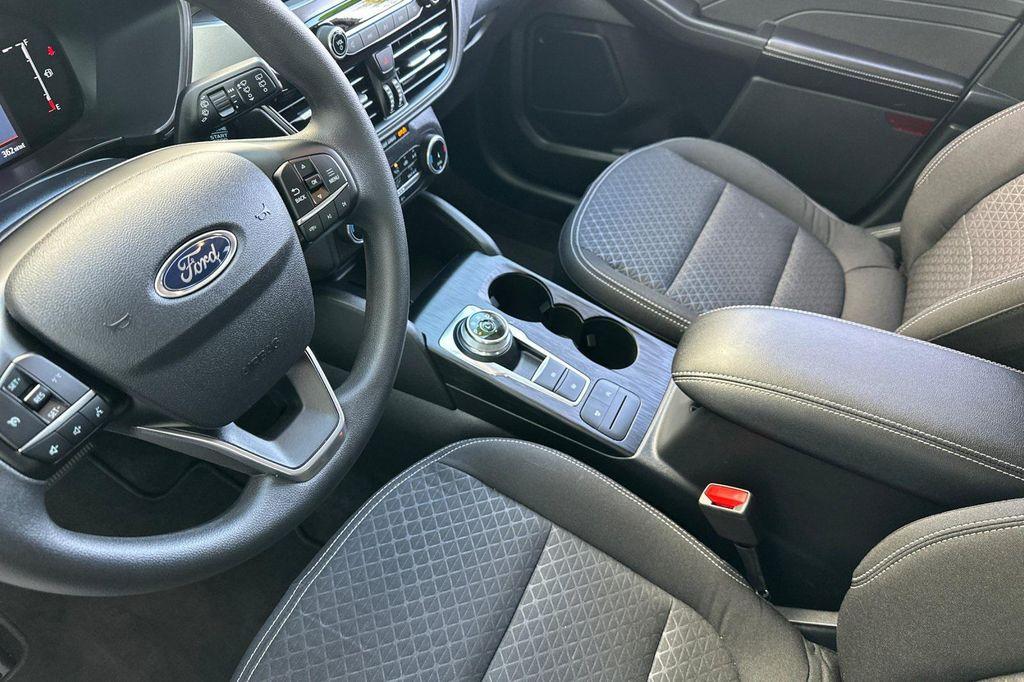used 2025 Ford Escape car, priced at $25,994