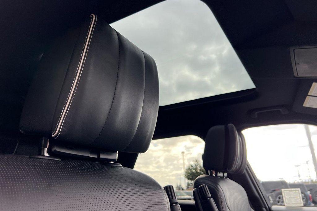 used 2018 Land Rover Discovery car, priced at $21,991