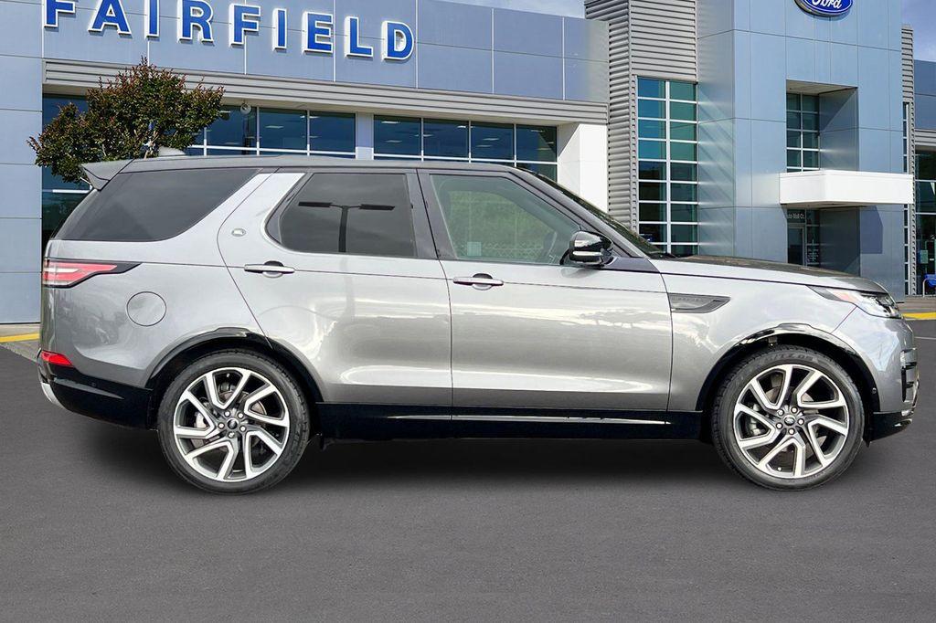 used 2018 Land Rover Discovery car, priced at $21,991