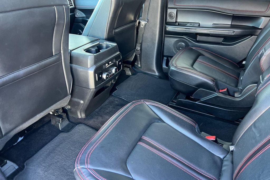 used 2021 Ford Expedition car, priced at $45,492