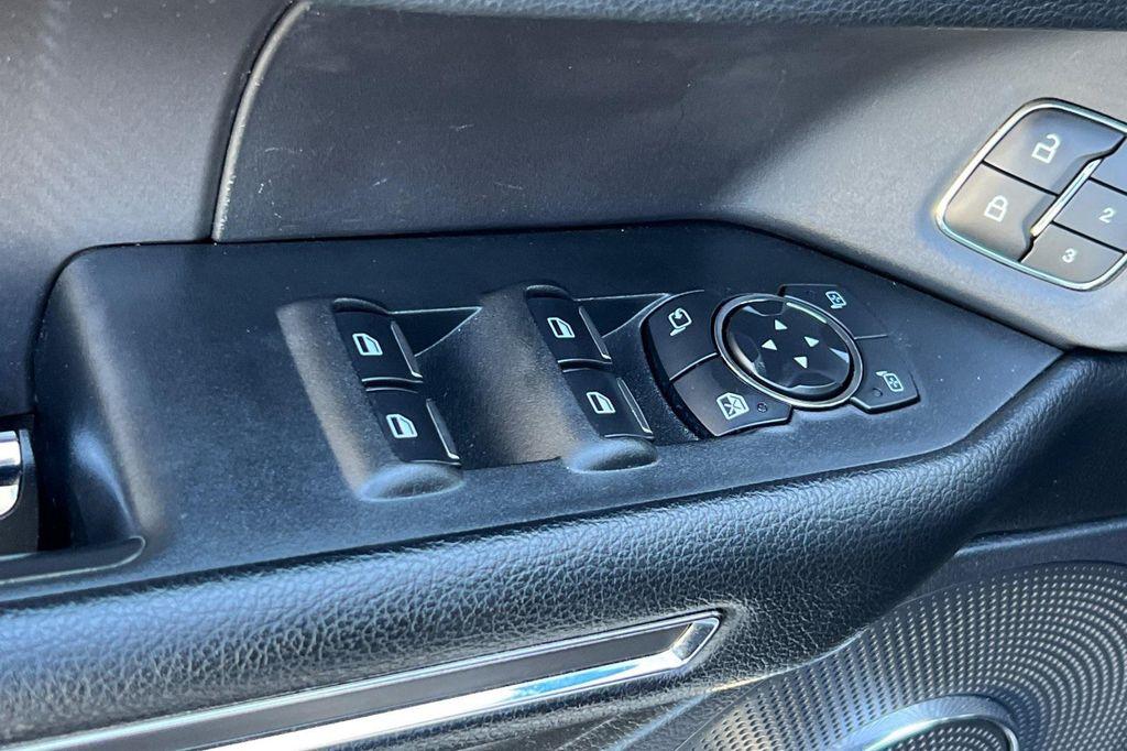 used 2021 Ford Expedition car, priced at $45,492
