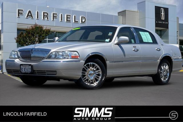 used 2007 Lincoln Town Car car, priced at $11,591