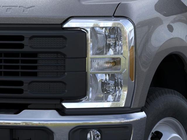 new 2025 Ford F-350 car, priced at $67,084