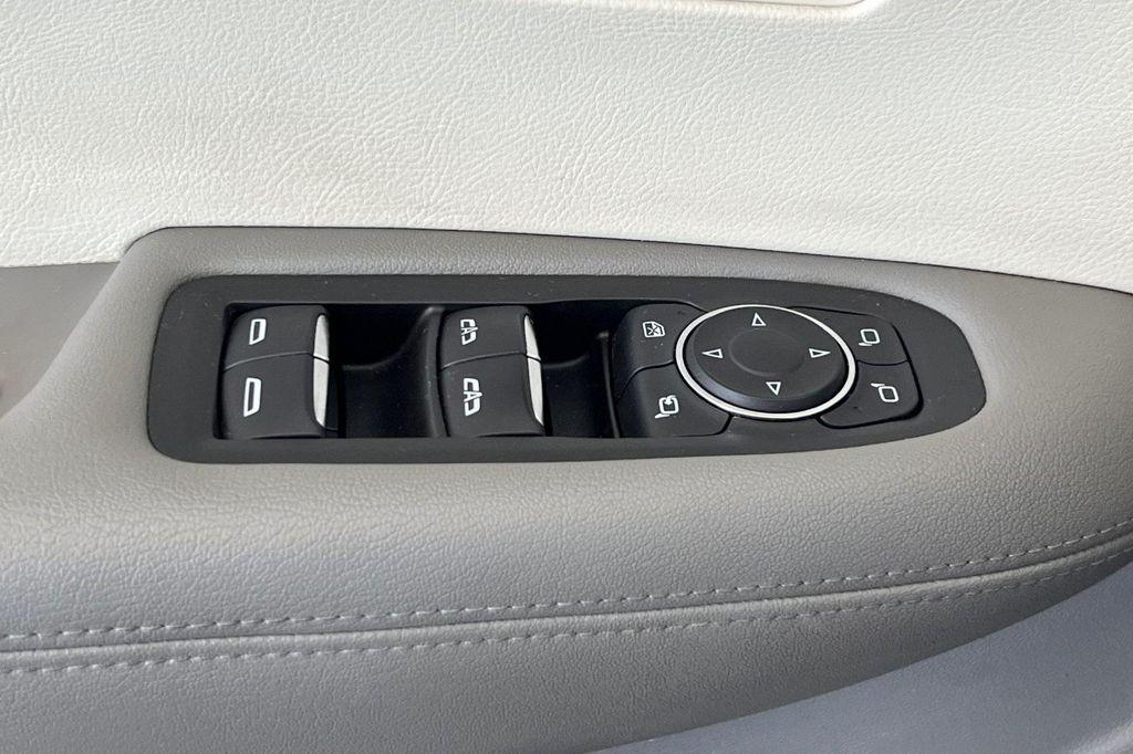 used 2020 Cadillac XT6 car, priced at $19,594