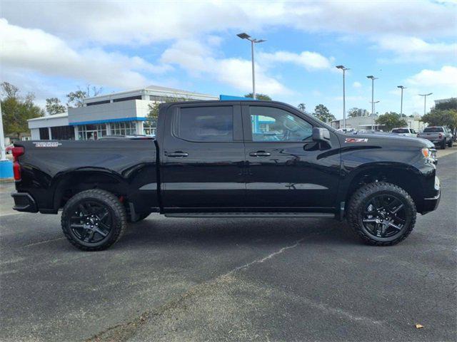 new 2025 Chevrolet Silverado 1500 car, priced at $70,905