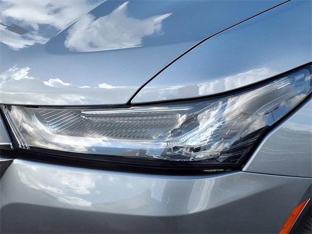 used 2023 Chevrolet Traverse car, priced at $39,900